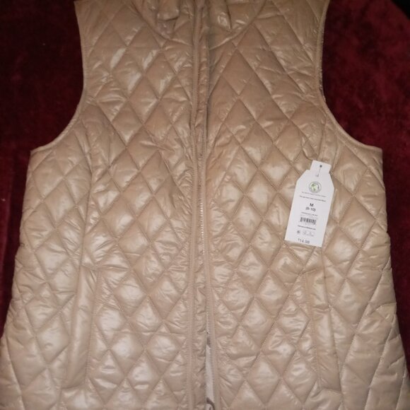Vest brand new with tags - Picture 1 of 3